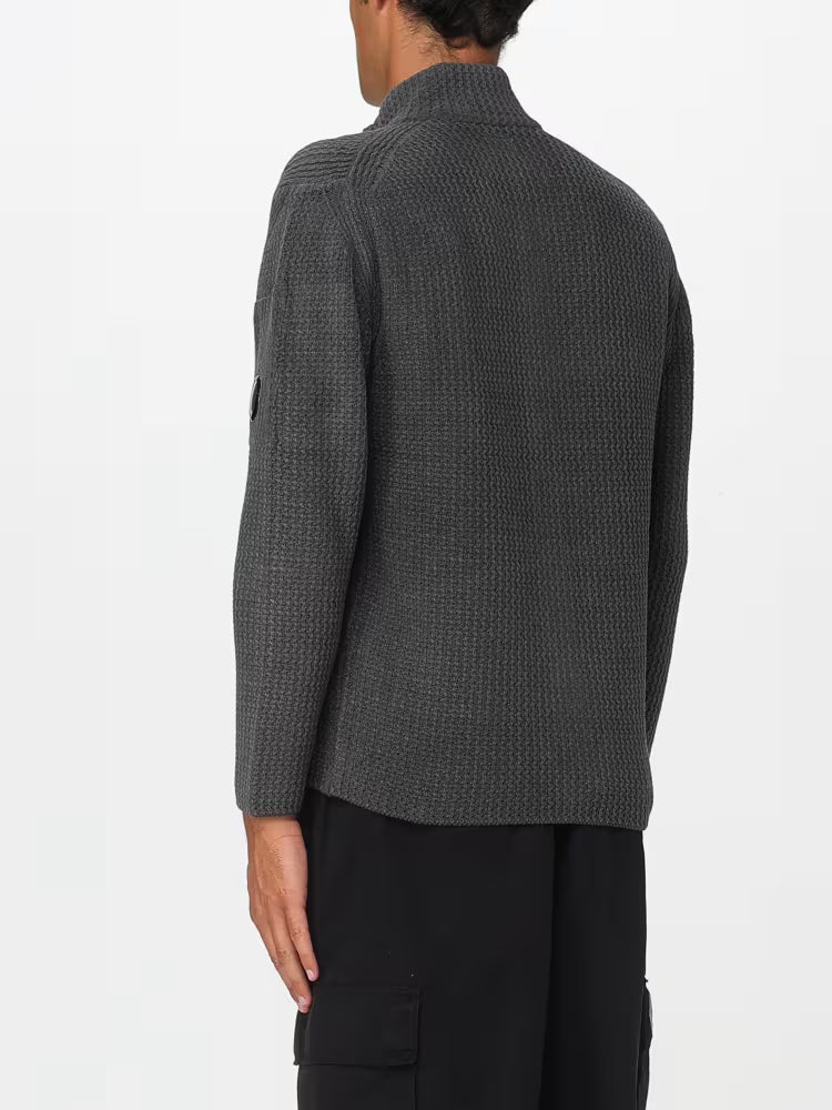 PULL EN MAILLE AVEC BOUTONS