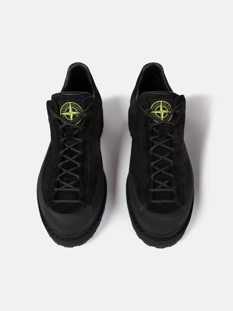 CHAUSSURES EN DAIM NOIRES À LACETS